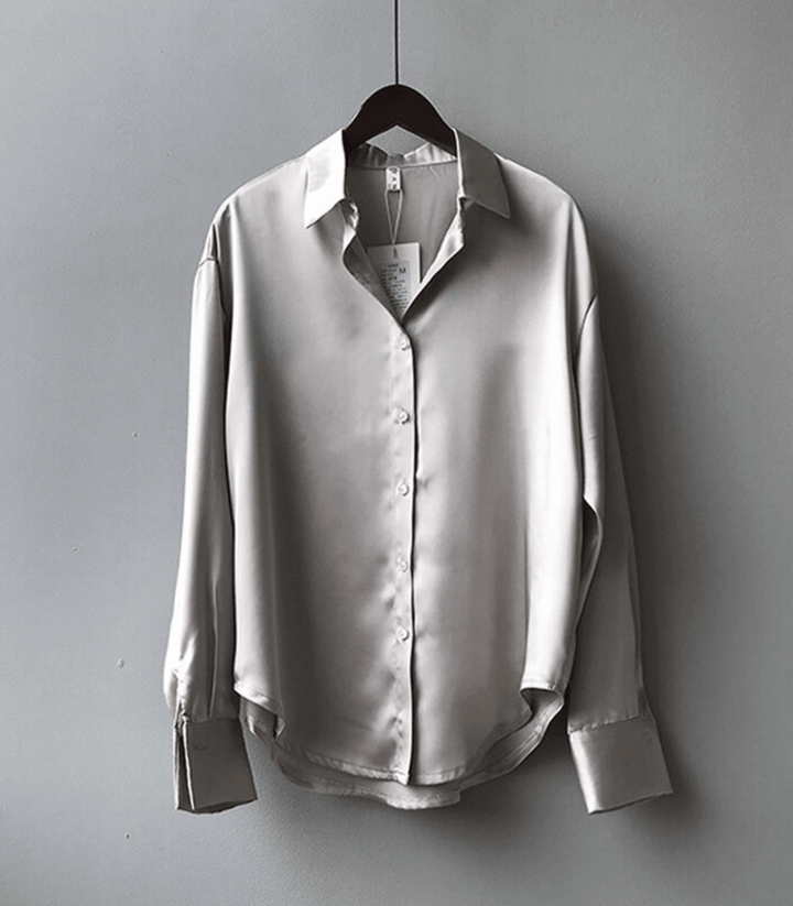 Chic Und Stil | Buttoned Satin Silk Blouse