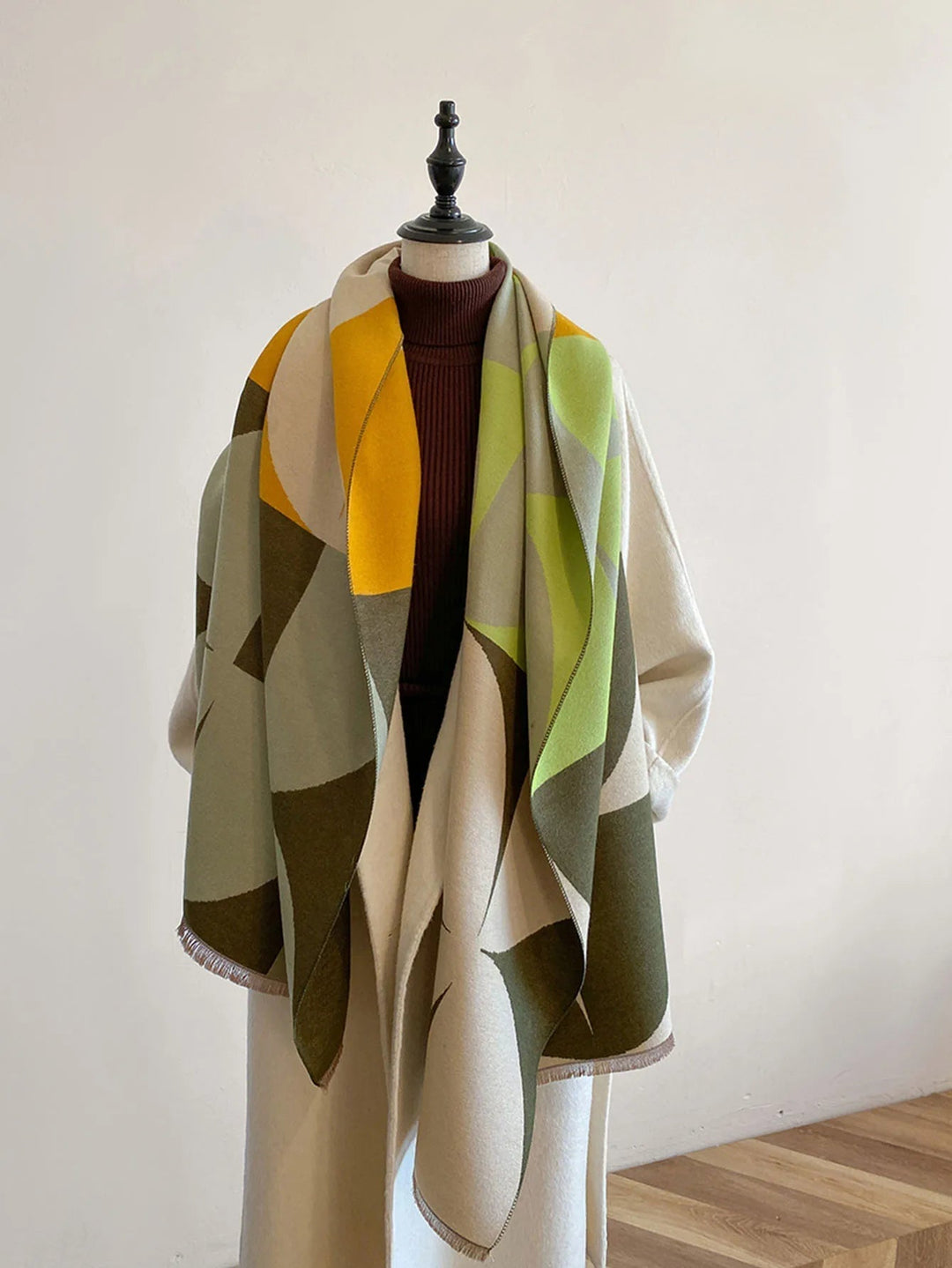 Women’s Reversible Cashmere Scarf for Elegance & Warmth | Lune London
