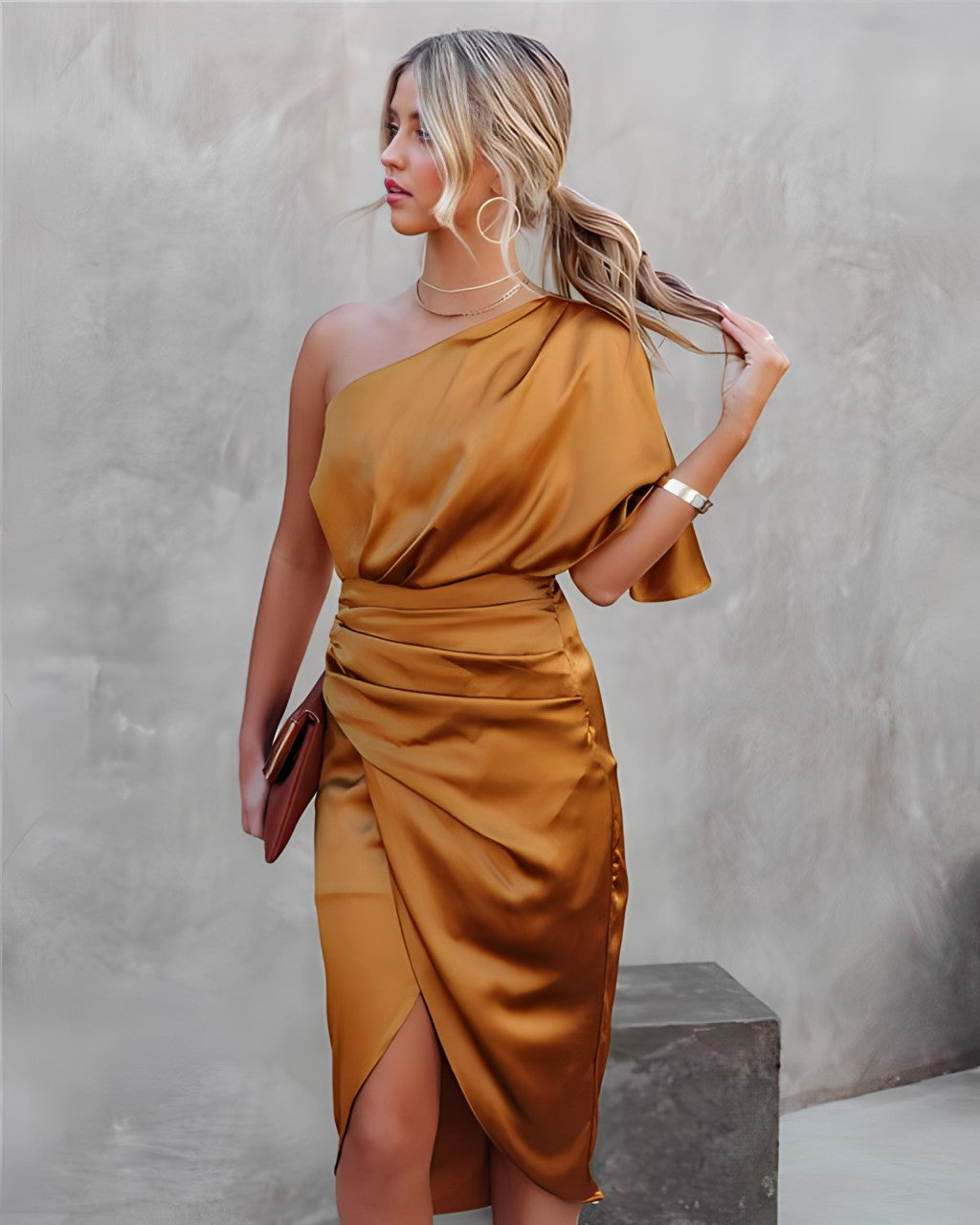 Lune London | Elegant One Shoulder Evening Dress