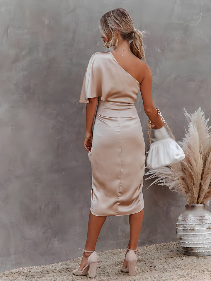 Lune London | Elegant One Shoulder Evening Dress