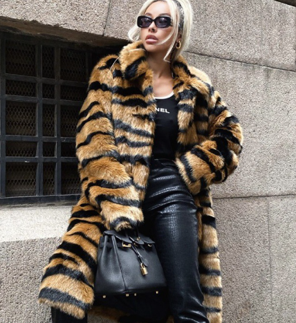 Lune London | Longer fur coat for women with animal print - Luxurious and stylish winter design