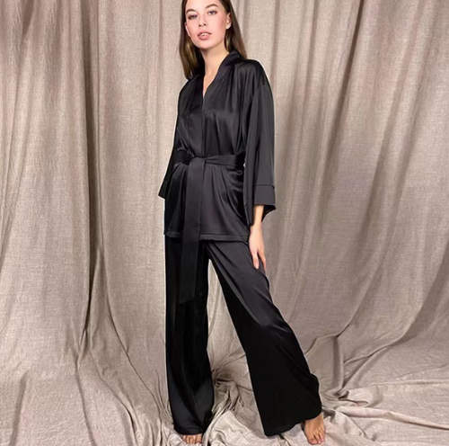 Lune London | Pyjama Set Made Of Soft Satin