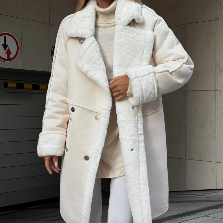 Lune London | longer coat - oversized cut - soft velvet material - wide lapels