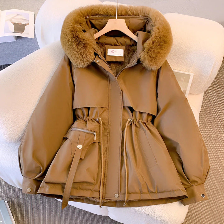 Lune London | Coat - Tailored fit - Hood with fur trim - Mid-length - Puff sleeves