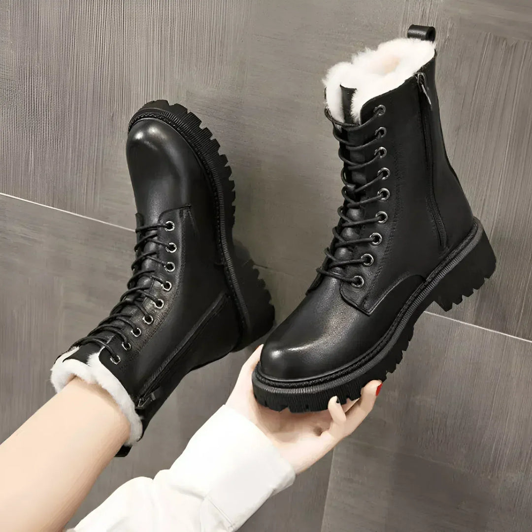 Lune London | Ankle Boots - Smooth Leather - Lacing at the Front - Side Zipper - Sturdy Sole