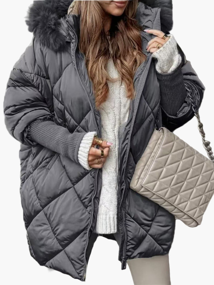 Lune London | Quilted winter jacket with hood and oversized look - Trendy outdoor jacket for cold days