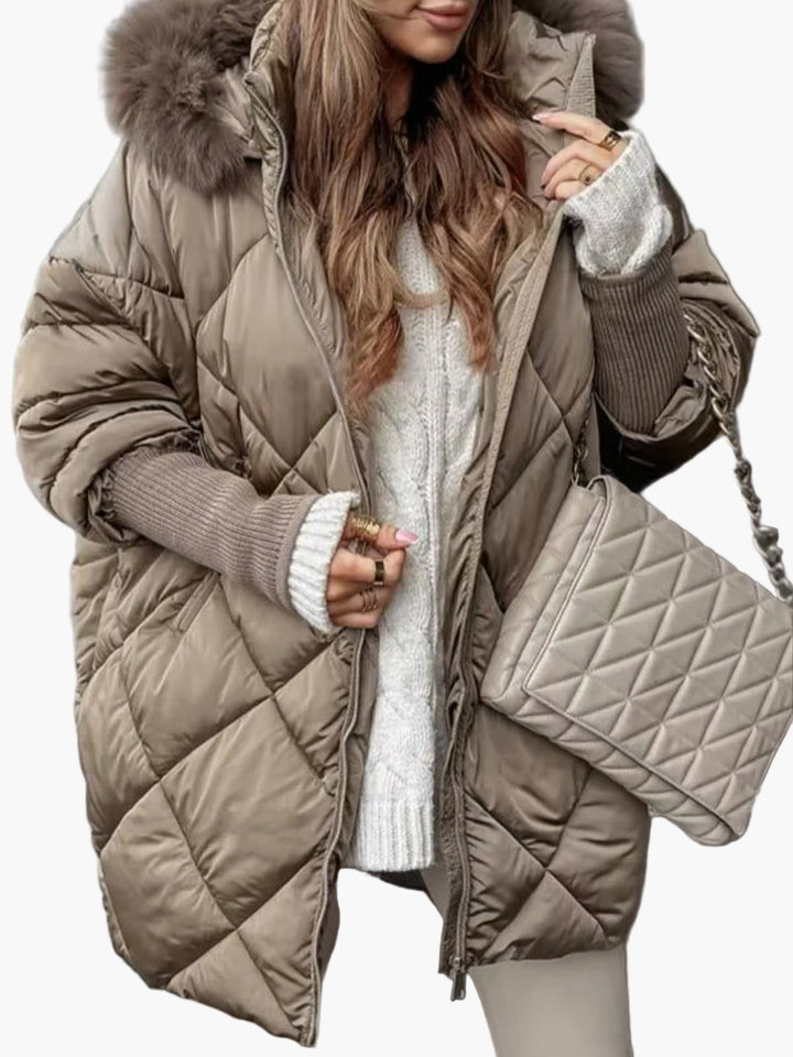 Lune London | Quilted winter jacket with hood and oversized look - Trendy outdoor jacket for cold days