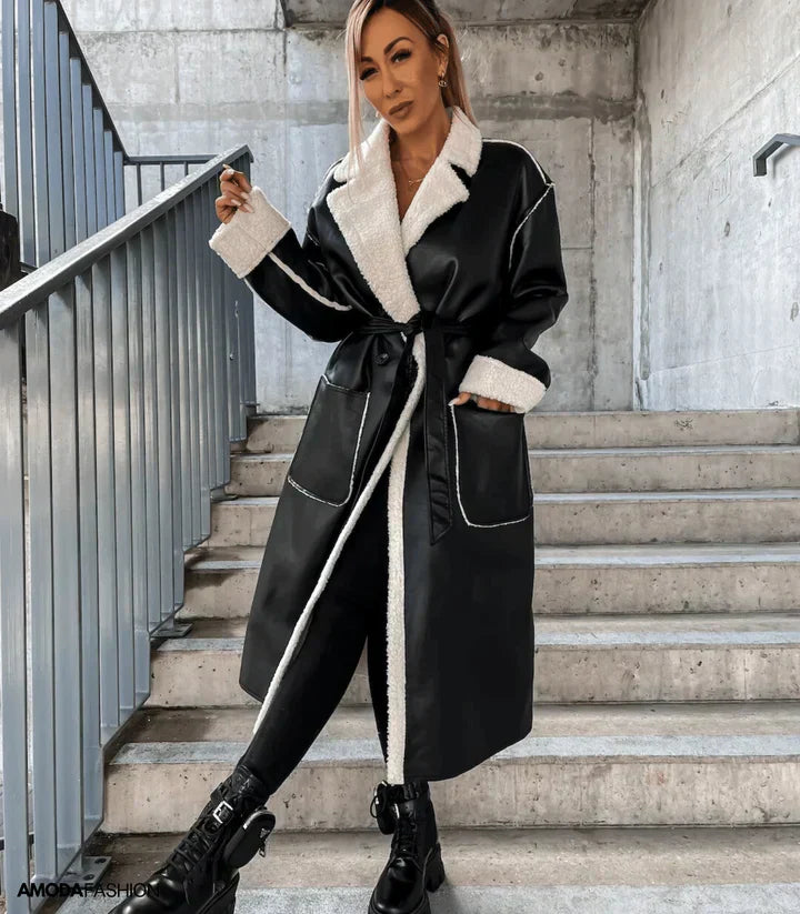 Lune London | Made Of Leather and Fleece with Laces