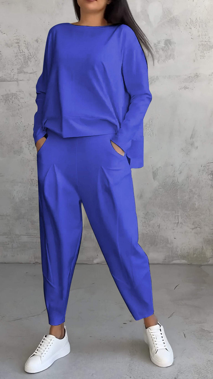 Lune London | Two-Piece Leisure Suit with Round Neckline and Long Sleeves