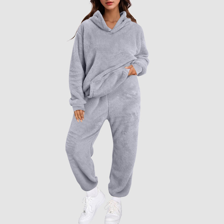 Lune London | Warm House Suit for Winter