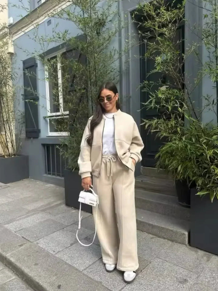 Chic und Stil | Wide Lounge Set with Zipper Jacket