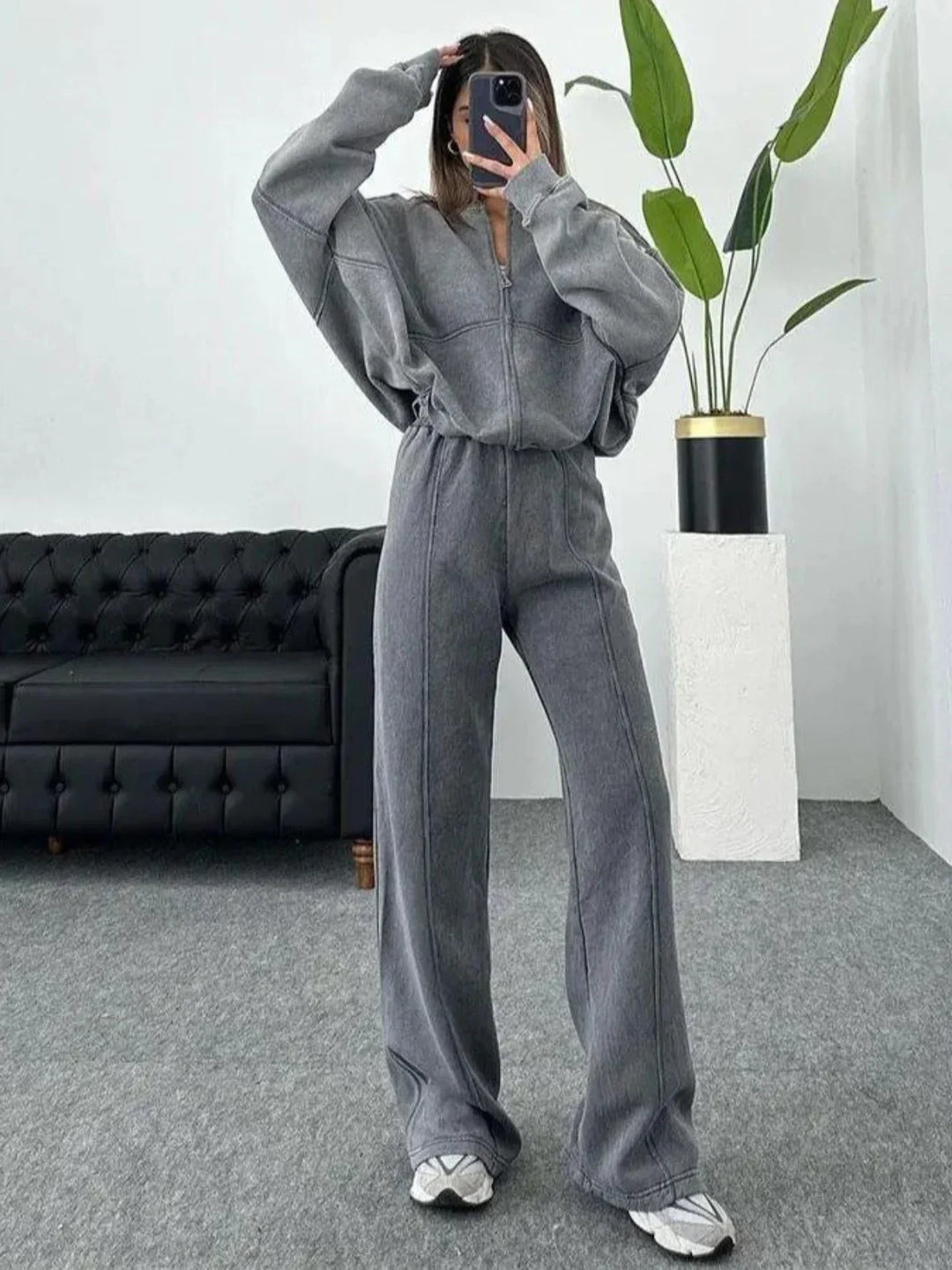 Chic und Stil | Wide Lounge Set with Zipper Jacket