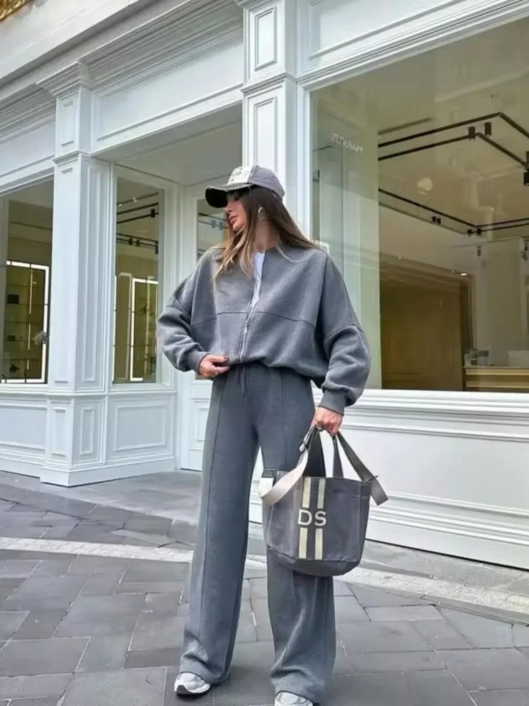 Chic und Stil | Wide Lounge Set with Zipper Jacket