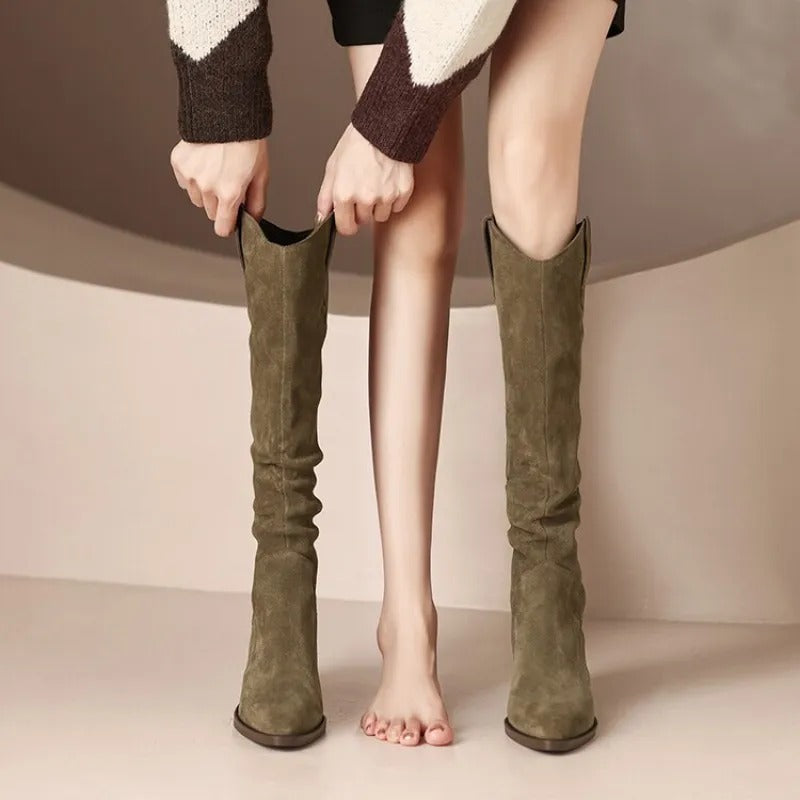 Lune London - Vintage Suede Boots with Ruffles