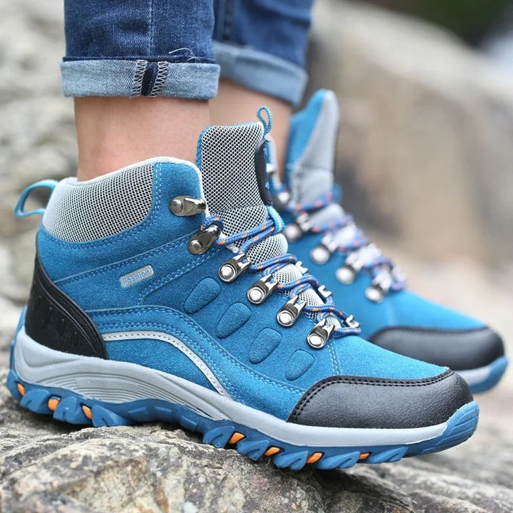 Chic Und Stil | Robust Waterproof Hiking Shoes for Men and Women