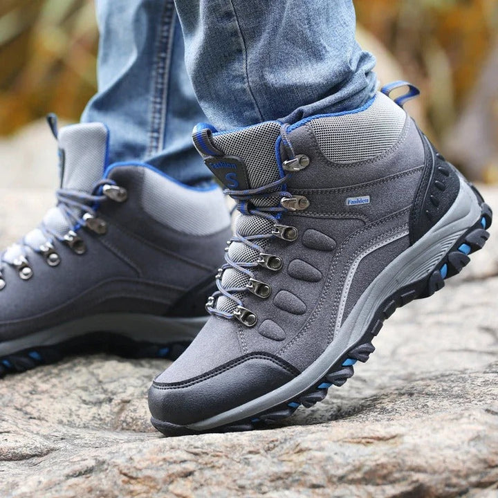 Chic Und Stil | Robust Waterproof Hiking Shoes for Men and Women