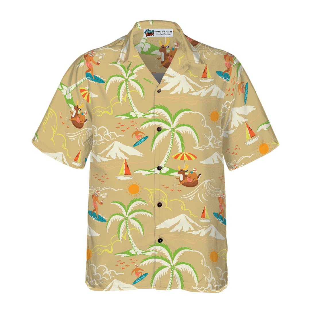 Lune London | Hyperfavor Christmas Hawaiian Shirts, Santa Beach Summer Pattern 4 Short Sleeve Shirt, Christmas Gift Idea for Men and Women