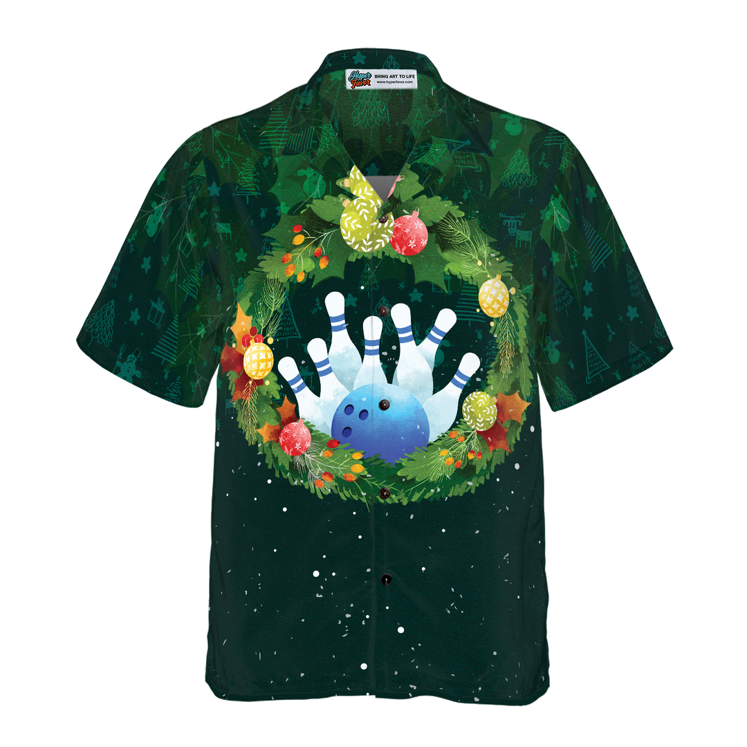 Lune London | Chemises hawaïennes de Noël pour hommes et femmes, chemise hawaïenne à boutons courts avec couronne de Noël.png