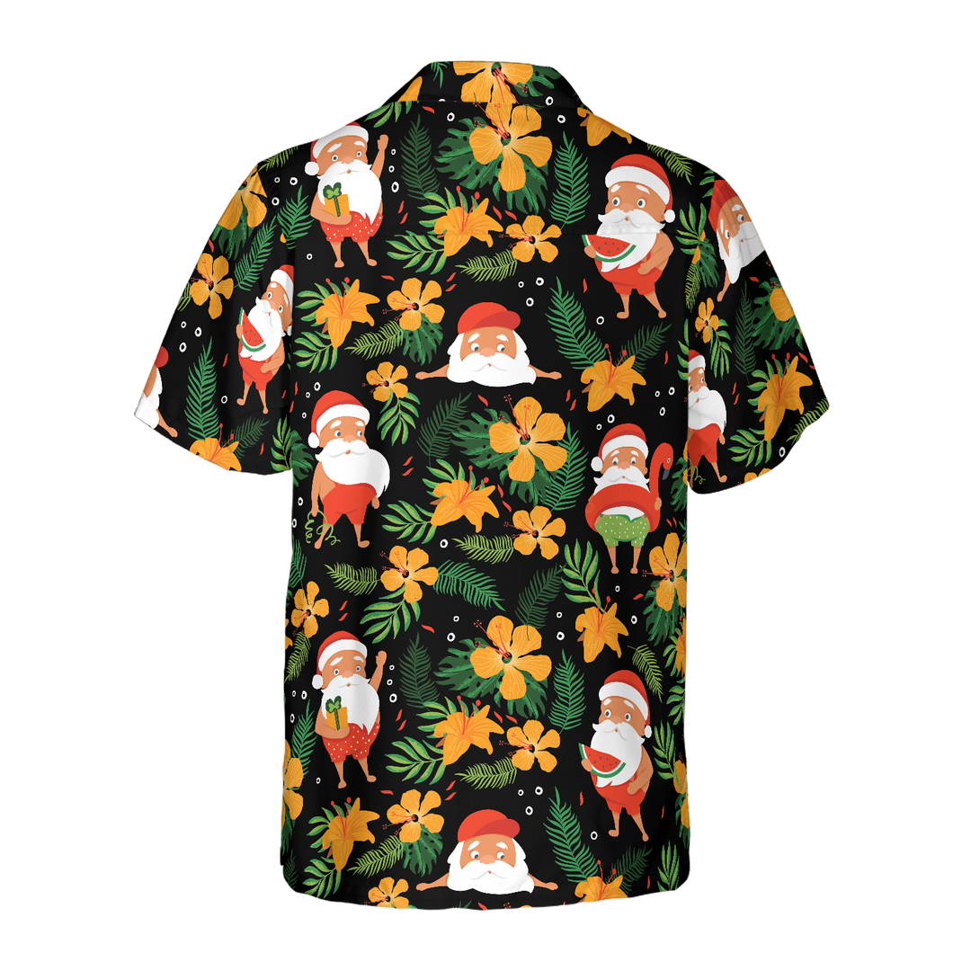 Lune London | Christmas Hawaiian shirts Hyperfavor, Santa shirt with floating tropical pattern short sleeves, Christmas shirt gift idea for men and women