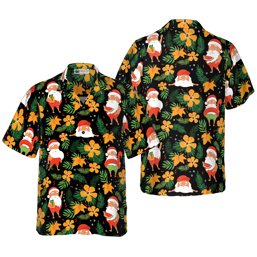 Lune London | Christmas Hawaiian shirts Hyperfavor, Santa shirt with floating tropical pattern short sleeves, Christmas shirt gift idea for men and women