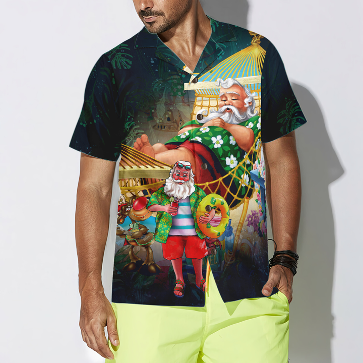 Lune London | Christmas Hawaiian shirts Hyperfavor, short sleeve Santa Claus beach shirt, Christmas gift idea for men and women