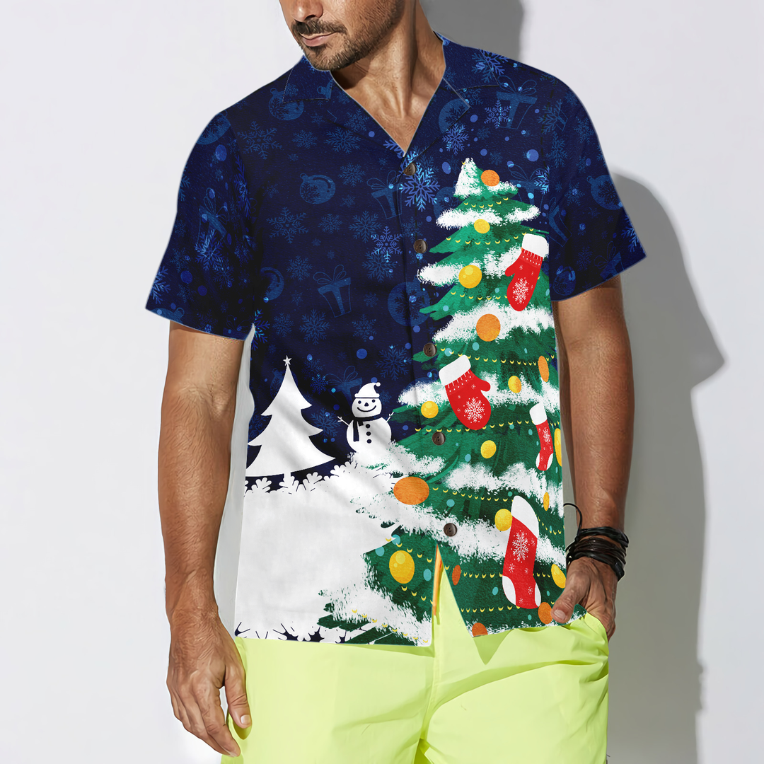 Lune London | Hyperfavor Christmas Tree Hawaiian Shirt, short sleeve Christmas shirts, button-up shirt for men and women