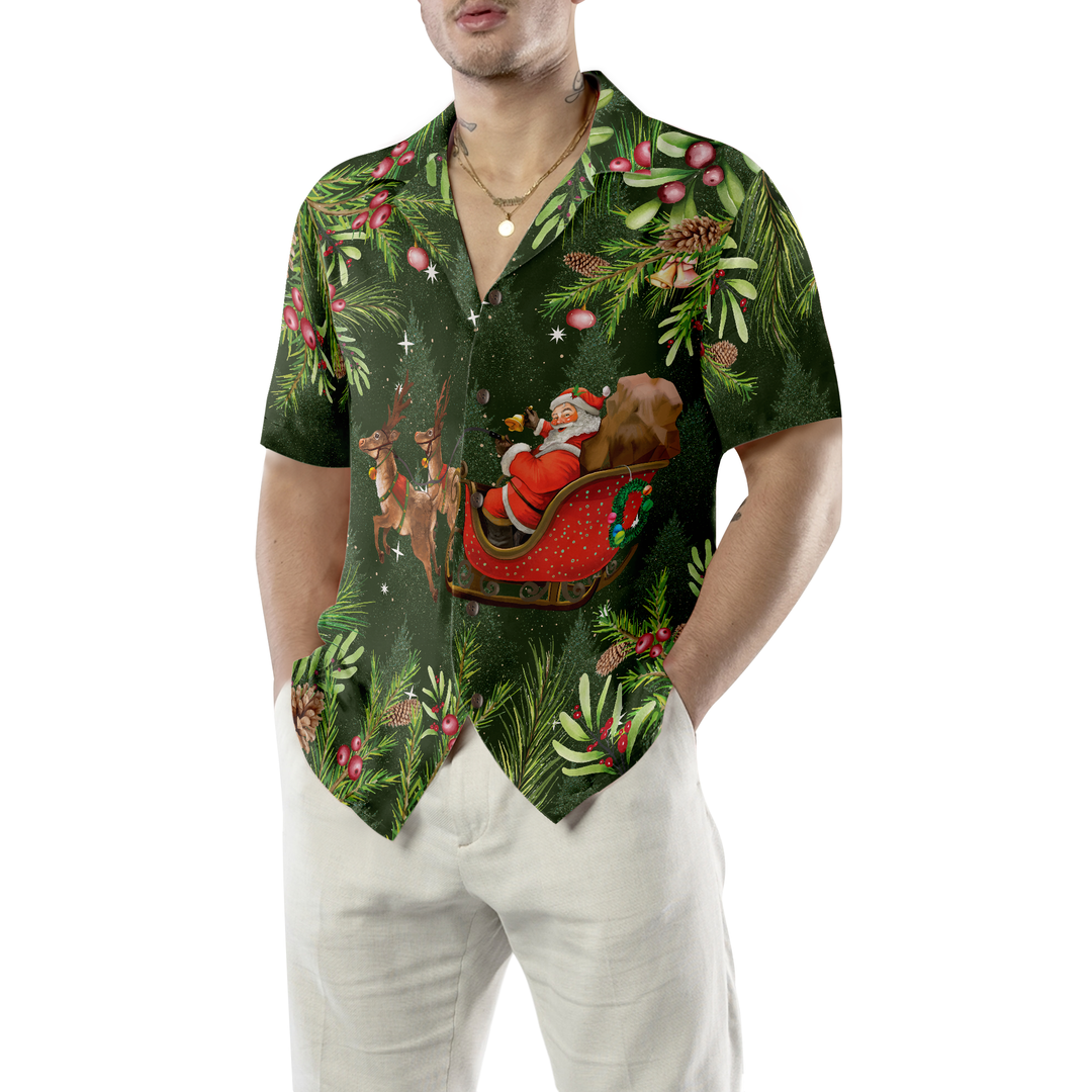Lune London | Hyperfavor Santa Santa flying sleigh 1 pattern Hawaiian shirt, short sleeve Christmas shirts button-up for men and women
