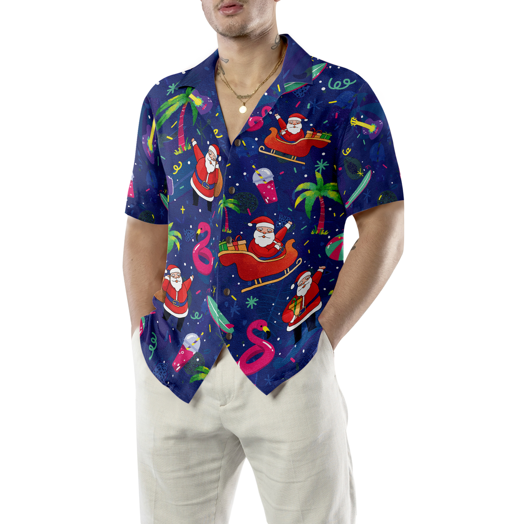 Lune London | Hyperfavor Christmas Hawaiian Shirts, Tropical T-Shirt with Christmas Flamingo Pattern, Christmas Shirt Gift Idea for Men and Women