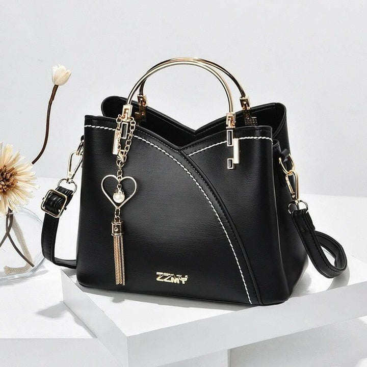 Lune London | Nichole Collection’S Maddalena Handbag: Elegant and Versatile Design