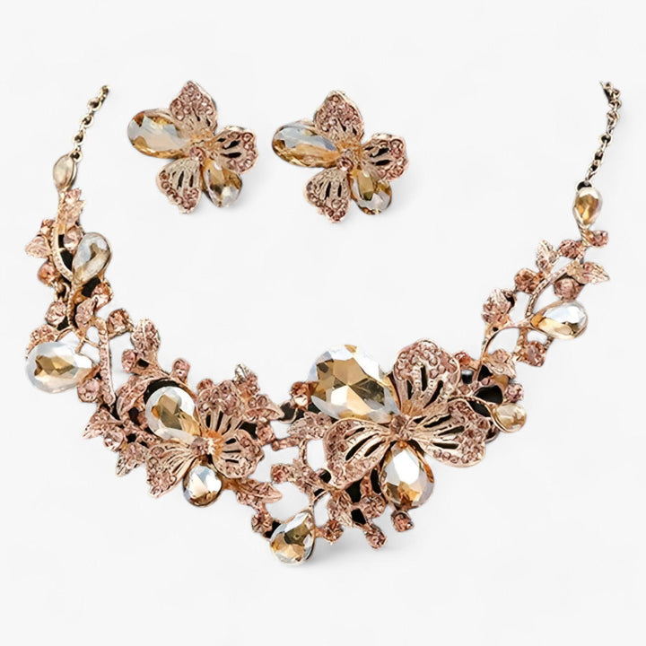 Lune London | Brautschmuck Blumenketten und Ohrringe