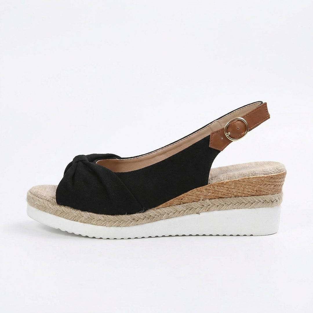 Lune London | Orthopedic sandals with toe tips