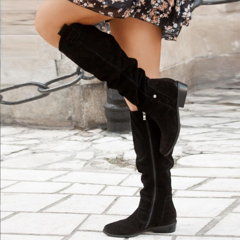 Lune London | Height boots with a small heel