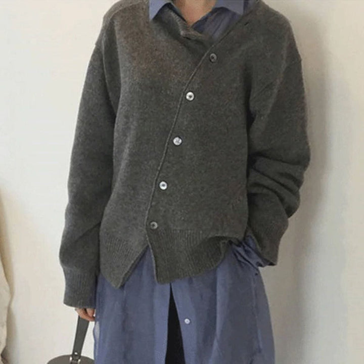 Lune London | Comfortable Women's Cashmere Sweater with Buttons