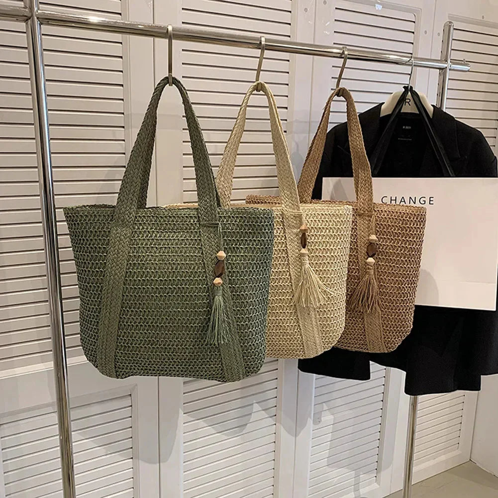 Lune London | Summer Bag Made of Straw with Casual Design