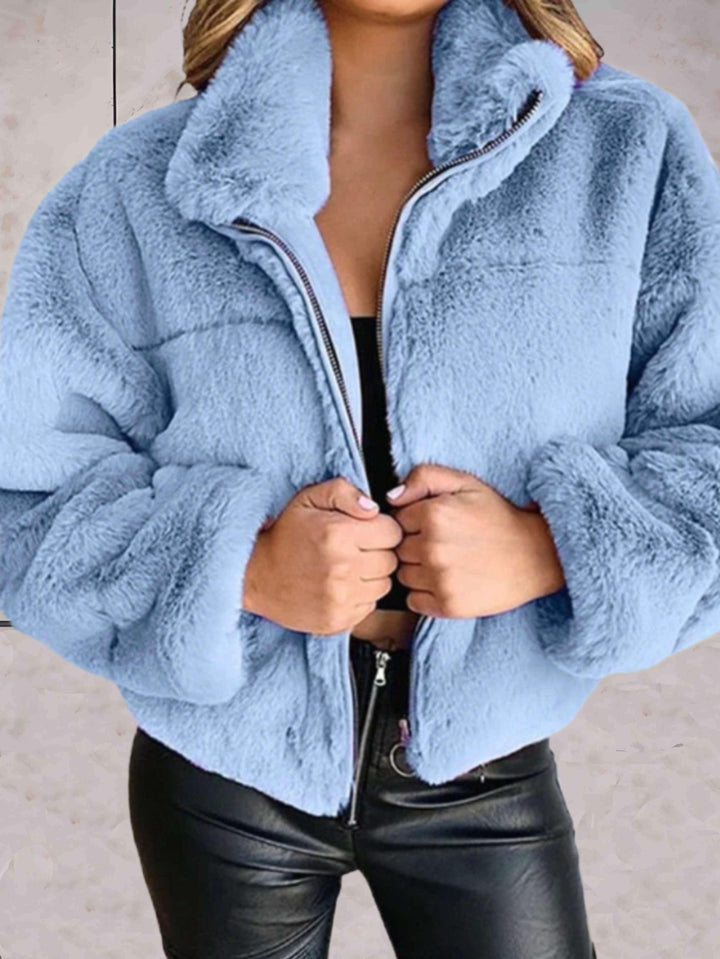 Lune London | warm and comfortable faux fur jacket with zipper
