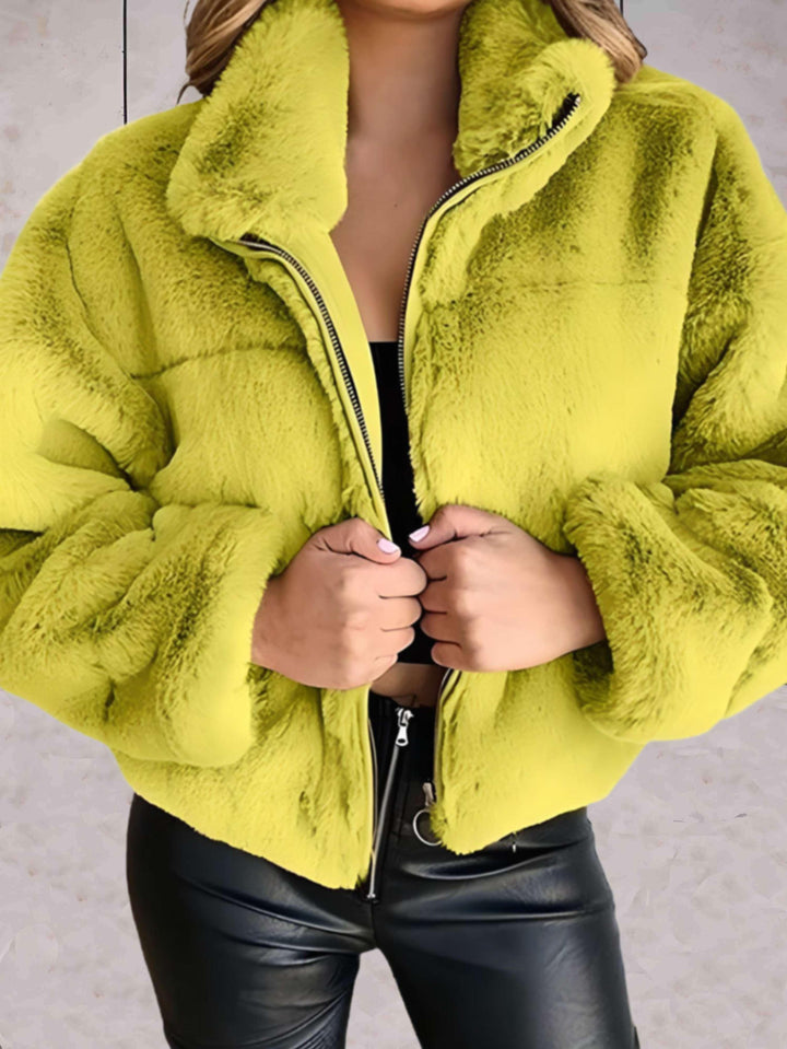 Lune London | warm and comfortable faux fur jacket with zipper