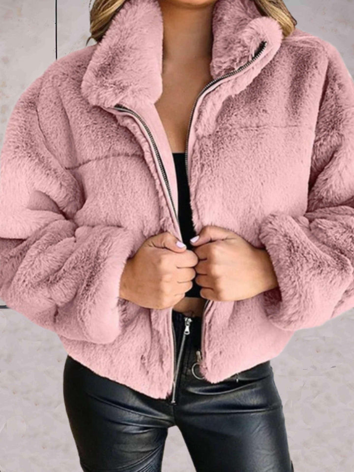 Lune London | warm and comfortable faux fur jacket with zipper