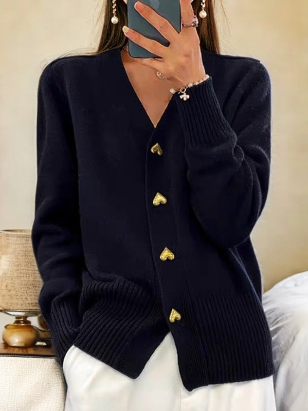 Lune London | Stylish V-Neck Cardigan with Buttons
