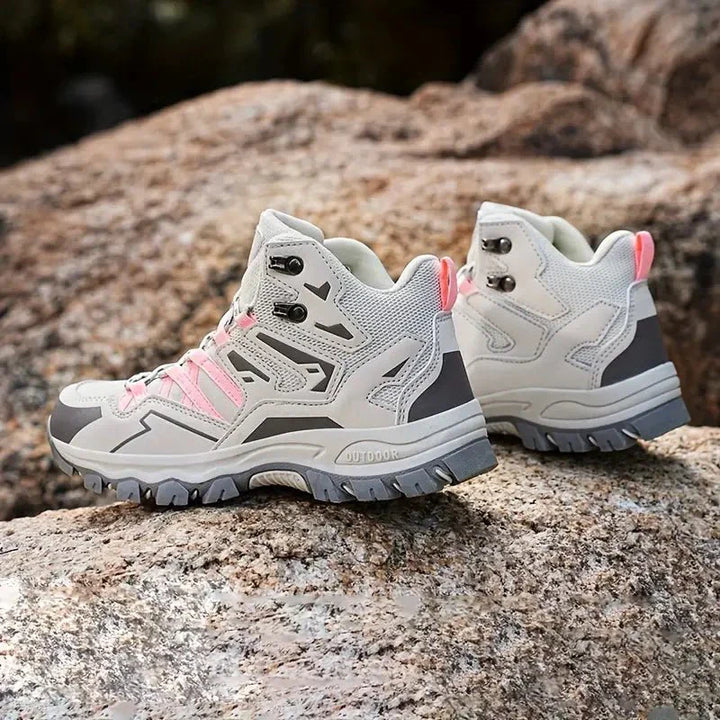 Lune London | High-Quality Orthopedic Hiking Shoes