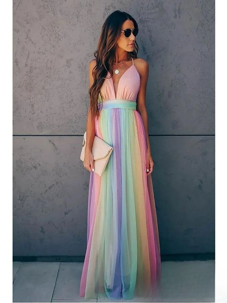 Chic und Stil | Women's Swing Dress with V-Neck Elegant, Swinging & Comfortable