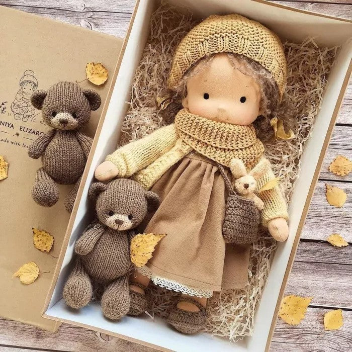 Lune London | Sweet handmade Waldorf doll