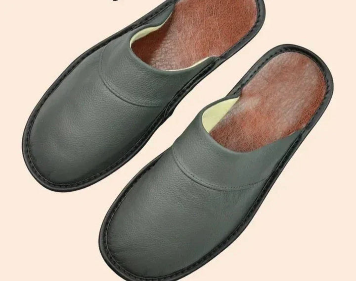 Lune London | Comfortable Slippers for Men Made Of Black Cowhide