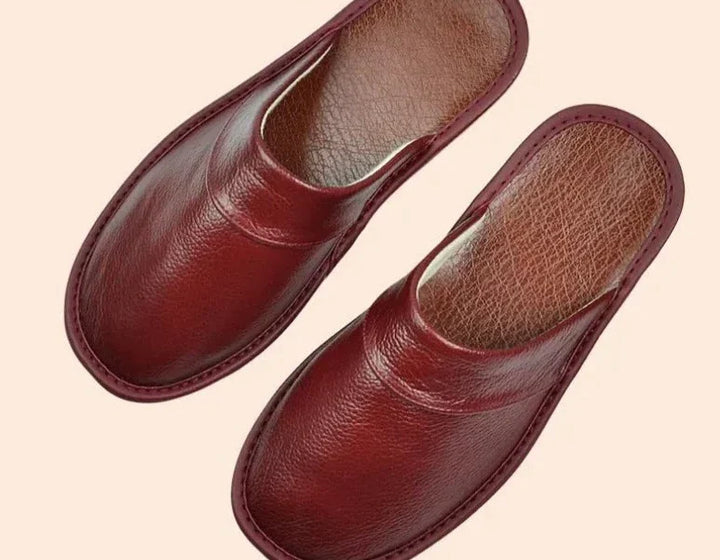 Lune London | Comfortable Slippers for Men Made Of Black Cowhide