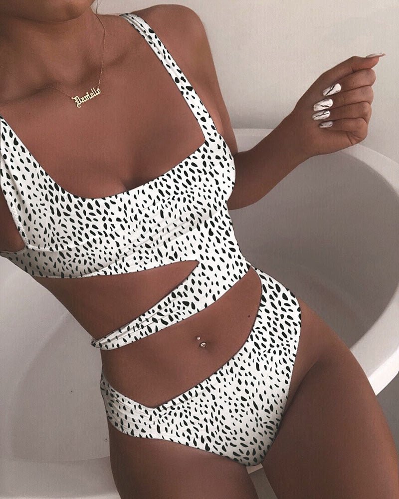Lune London | Sexy One-Piece Push-Up Swimsuit