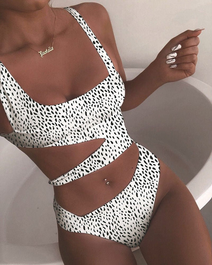 Lune London | Sexy One-Piece Push-Up Swimsuit