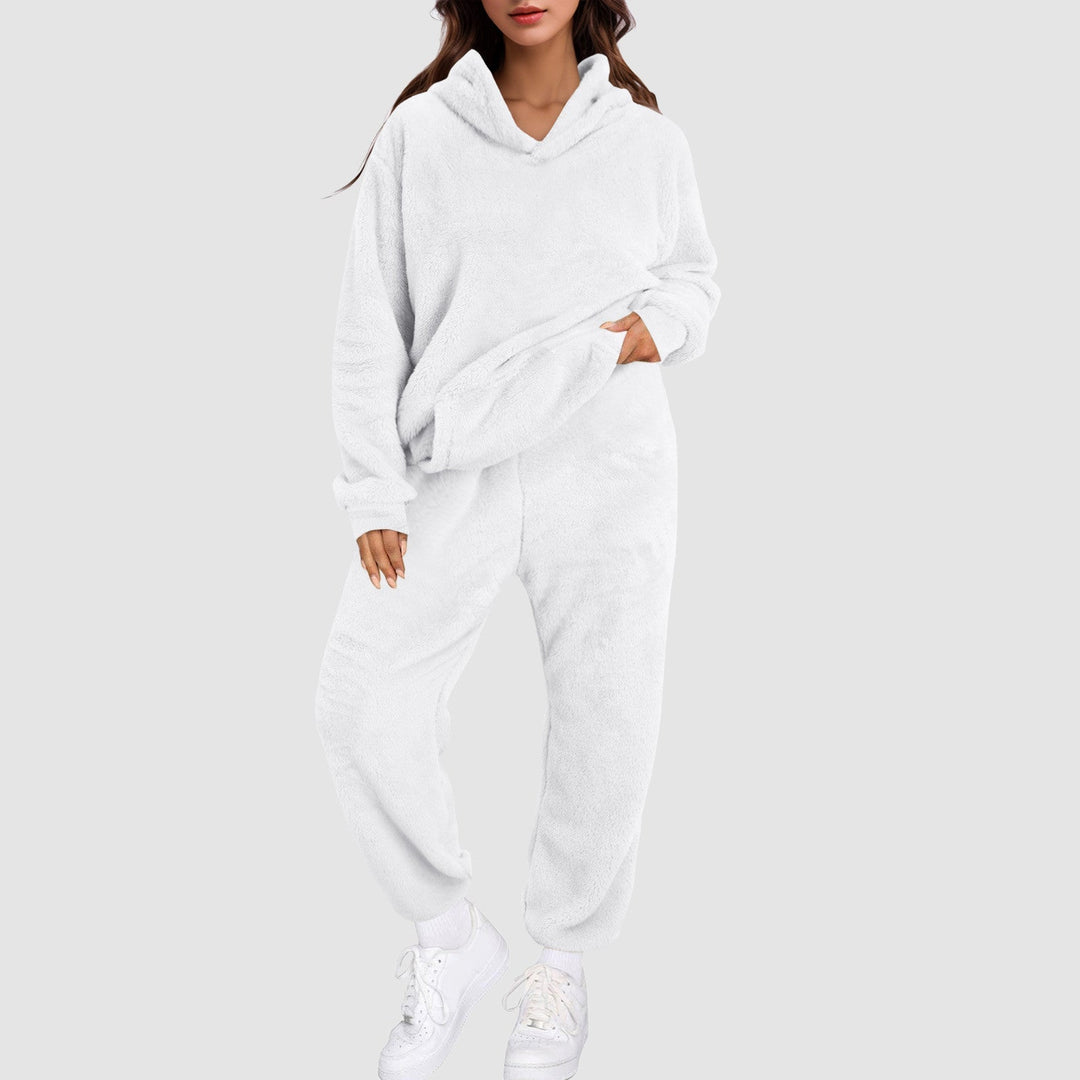 Lune London | Warm House Suit for Winter