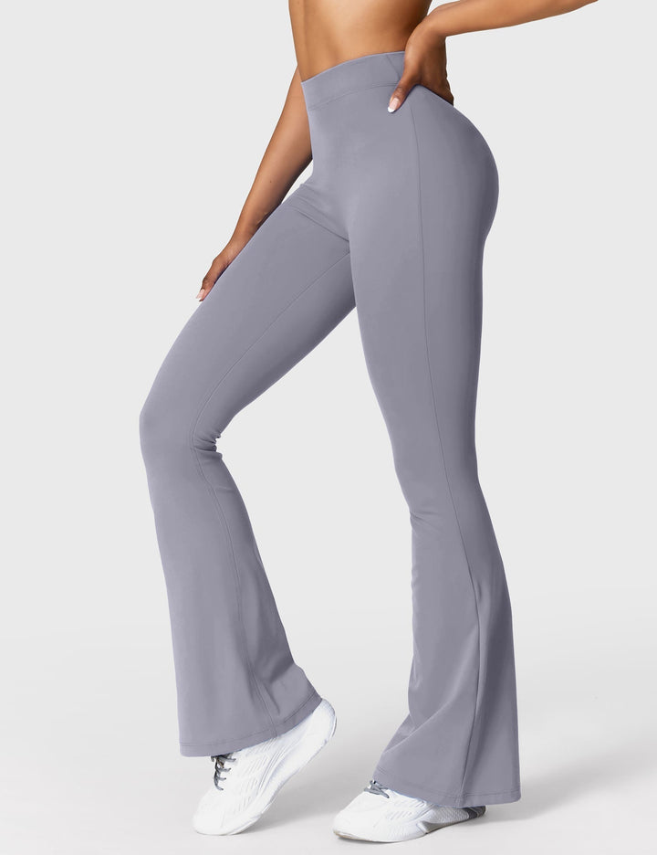 Lune London | Flared leggings with V-neck