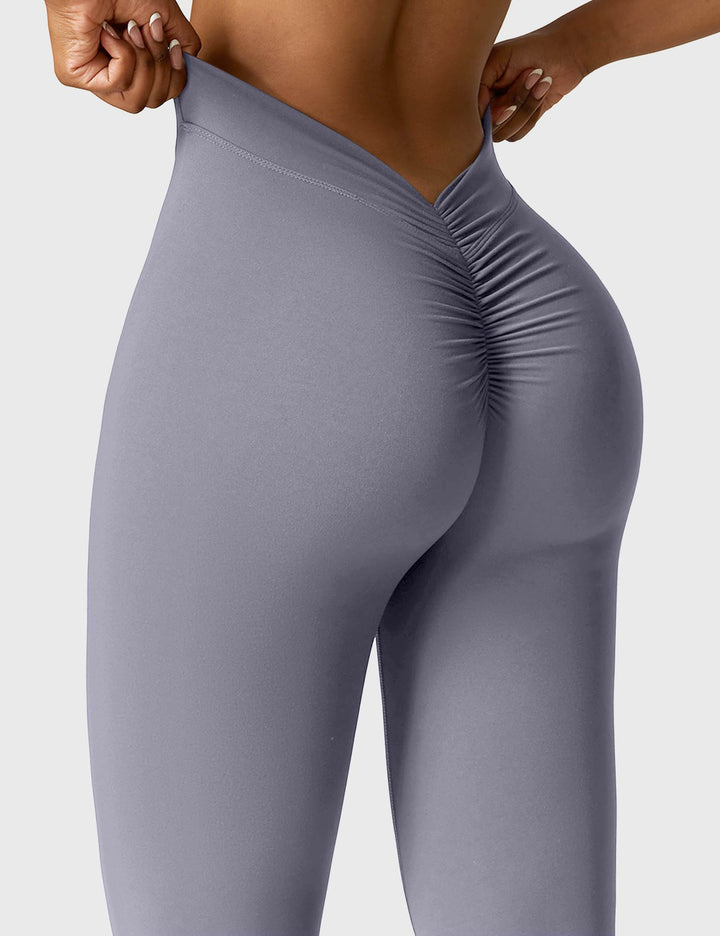 Lune London | Flared leggings with V-neck