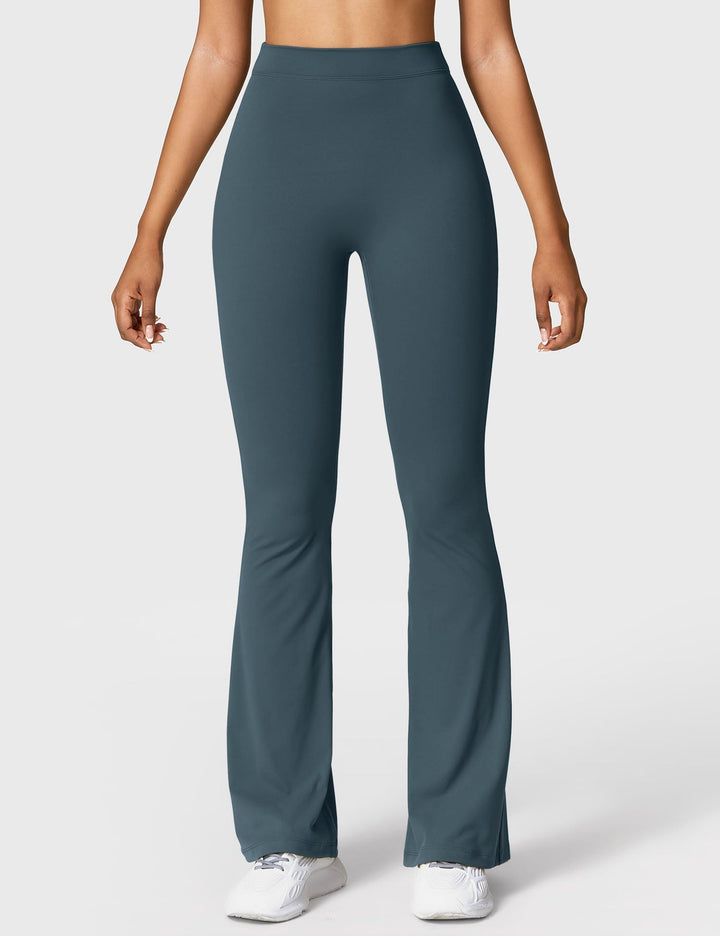 Lune London | Flared leggings with V-neck
