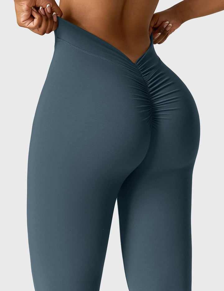 Lune London | Flared leggings with V-neck